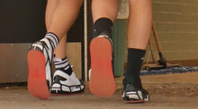 Load image into Gallery viewer, Undershoe Court Series